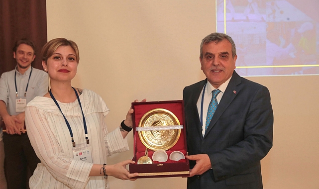 Başkan Beyazgül: Geleceğin teminatı gençler için çalışmaya devam edeceğiz