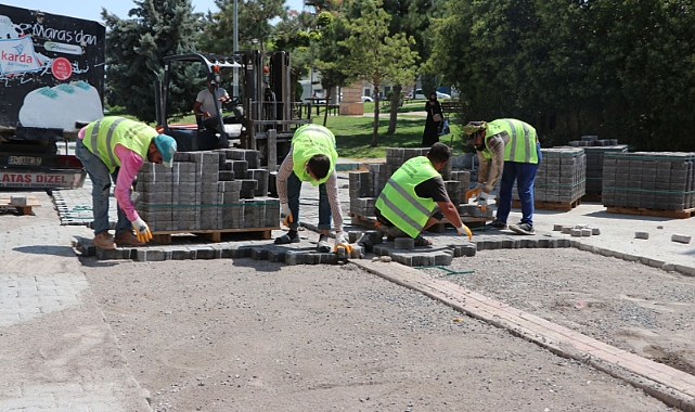 Haliliye’de yollar üstyapı çalışmaları ile konforlu hale geliyor 