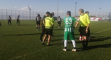 Karaköprü ekibi sahadan berabere ayrıldı