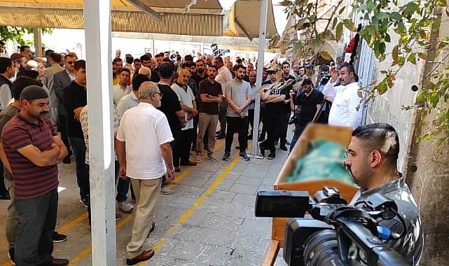 Kazada ölen İHA muhabiri Şanlıurfa'da toprağa verildi