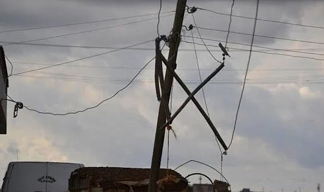 Kopan elektrik teli 6 kişiyi yaraladı