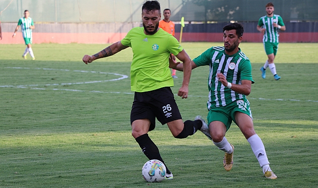 Şanlıurfa'nın iki takımı hazırlık maçında karşı karşıya geldi