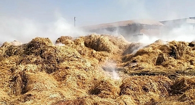 Urfa'da saman yüklü tır'da yangın