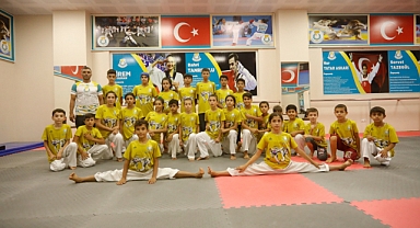 Başkan Canpolat: Gençliğe, geleceğe her zaman yatırım yapacağız