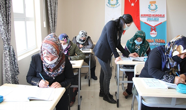 Haliliye'de okuma yazma kursu kayıtları başladı