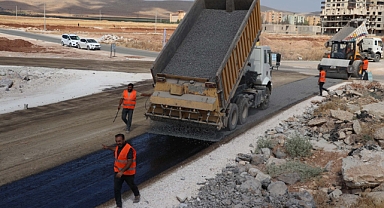 Haliliye'de yollar konforlu hale getiriliyor
