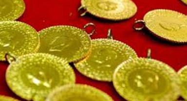 Kaybettiği 15 Cumhuriyet altınını bulana beşini hediye edecek!