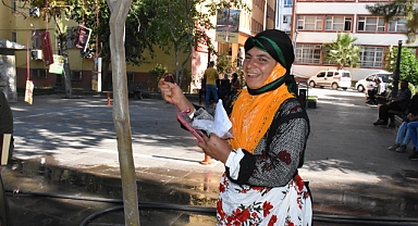 Şanlıurfa'da ağaçlar kitap açtı