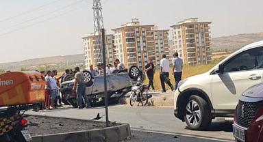 Şanlıurfa'da feci kaza! Araç takla attı