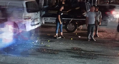 Urfa'da minibüs ile kamyonet çarpıştı!