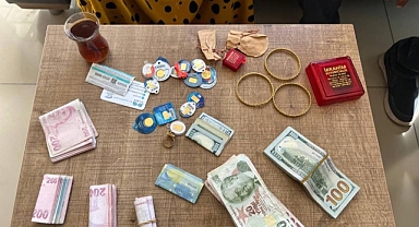 Urfa'da para dolu çantayı tuvalette unuttu