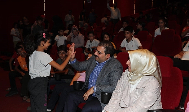 Başkan Canpolat çocukları unutmadı