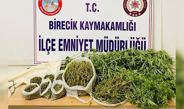 Baskın yapılan evde yüklü miktarda uyuşturucu ele geçirildi