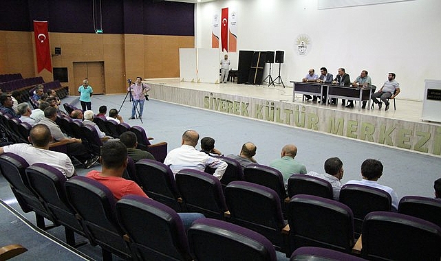 Dicle Elektrik, Siverek ve Viranşehir’de çiftçilerle buluştu