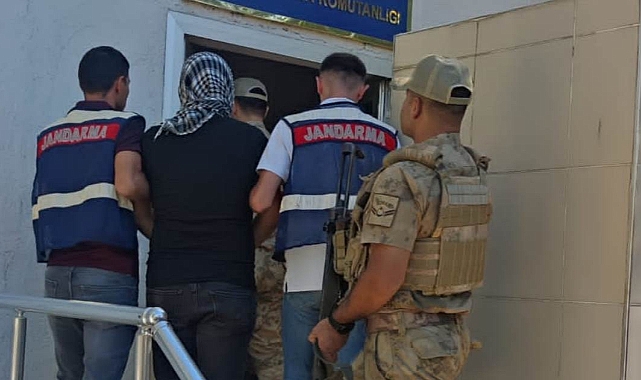 Hilvan'da cinayet zanlısı tarlada yakalandı