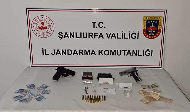 Jandarma denetiminde uyuşturucu, silah ve hacizli araç ele geçirildi