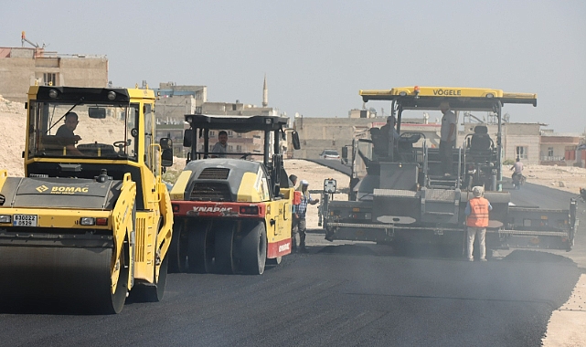 Urfa'da yeni yol ve bulvarlar kazandırılıyor