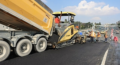 Abide Kavşağı ikinci köprüde asfalt çalışması