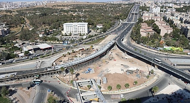  Abide Kavşağında yapılan Karaköprü viyadüğü trafiğe açıldı