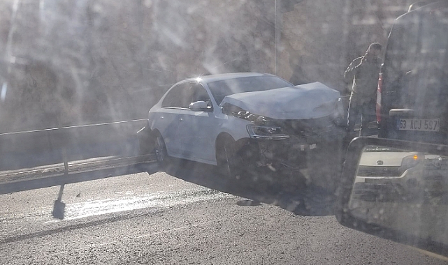 Akabe yokuşunda kaza! Araç ters döndü