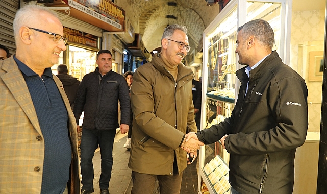 Başkan Kuş, tarihi çarşılardaki esnafı ziyaret etti