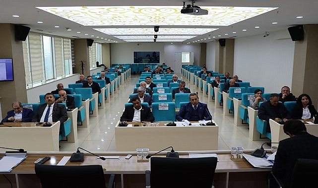 Büyükşehir meclisinde 4 ilçenin daha bütçeleri belli oldu