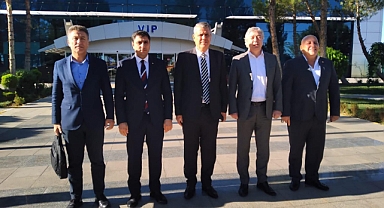 CHP heyeti çiftçiler için Urfa'ya geldi