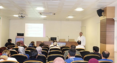 Dr. Öğr. Üyesi Ceylan 'Gereksiz antibiyotik kullanımı vücudu dirençsizleştiriyor'