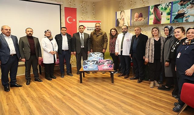 Anne ve anne adaylarına sertifikaları verildi