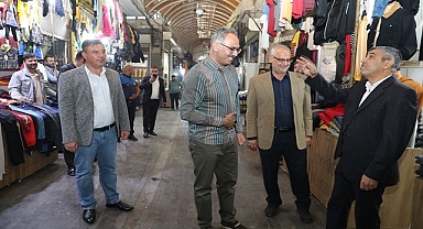 Eyyübiye Belediyesi’nden tarihi çarşılara estetik dokunuş