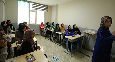 Eyyübiye yenice sınav hazırlık merkezi öğrenci kabulüne başladı