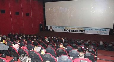 Haliliye Belediyesi'nden öğretmenlere sinema etkinliği