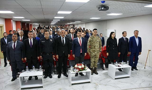 Hilvan’da Öğretmenler Günü Kutlandı