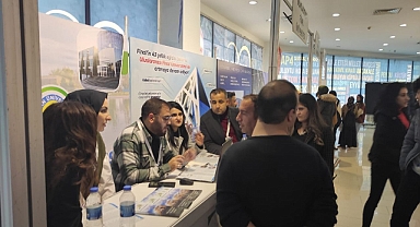 HRÜ,Tanıtım ve Kariyer Fuarı’nda yerini aldı