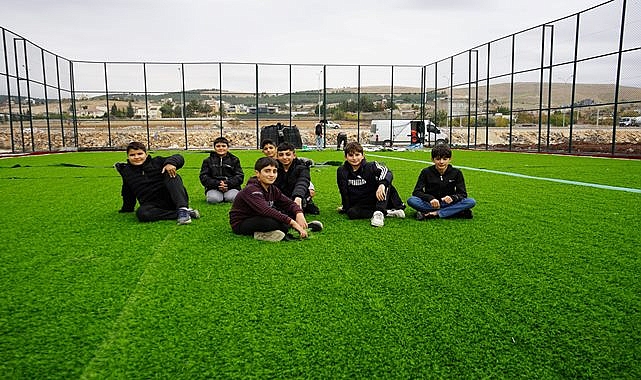 Sentetik çim sahalarında sona doğru