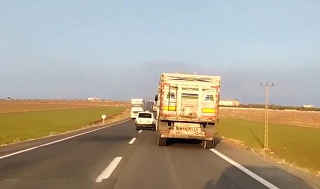 Suruç ölüm yolunda hatalı sollama kameraya yansıdı