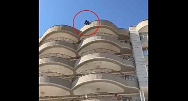 Urfa'da intihar etmek isteyen şahıs çatıya çıktı