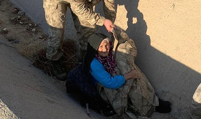 Urfa’da kayıp Alzheimer hastası yaşlı kadın jandarma tarafından bulundu