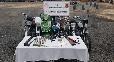 Urfa'da uyuşturucu, kaçak silah ve çalıntı motosiklet ele geçirildi