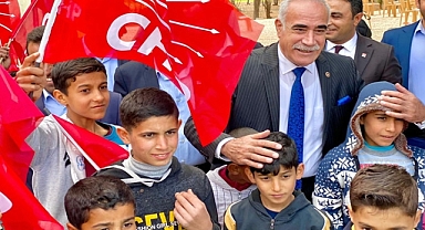 Vekil Aydınlık: Yere batsın sizin tarım politikanız!