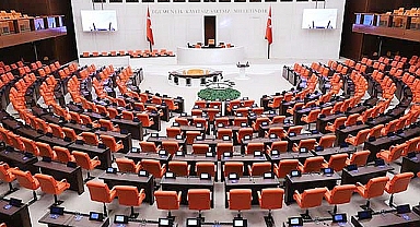 Başörtüsüne yönelik Anayasa değişikliği teklifi TBMM'de