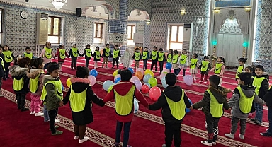 Haliliye'de çocuklar camilerle buluşuyor
