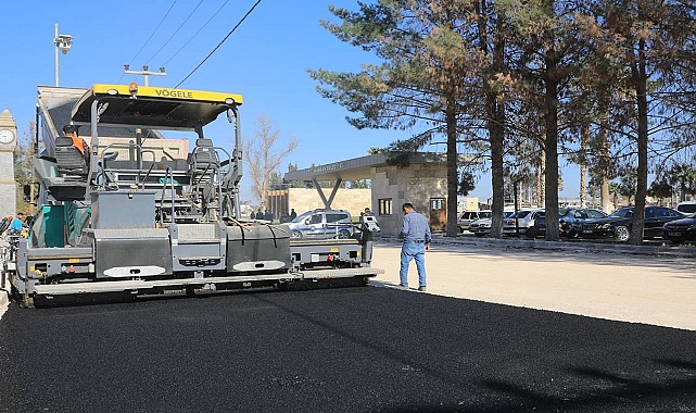 Harran’da işlek caddeler sıcak asfalta kavuştu