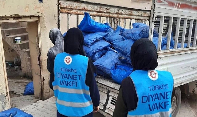 İhtiyaç sahibi ailelere gıda ve kömür yardımı yapıldı