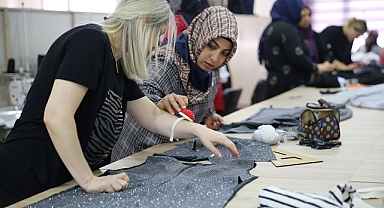 KARAMEK kurslarıyla kadınlar aile bütçesine katkı sağlıyorlar
