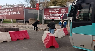 Özel halk otobüsü yolcularını tehlikeye attı