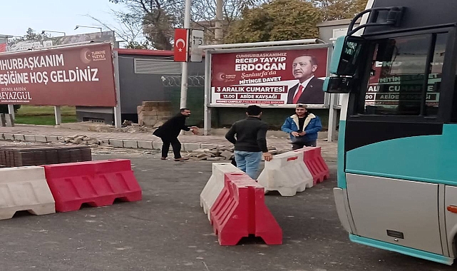 Özel halk otobüsü yolcularını tehlikeye attı