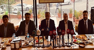 Şanlıurfa'da görev yapan basın mensupları ile bir araya geldi