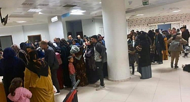 Şanlıurfa'da hasta kuyruklarının sonu gelmiyor!