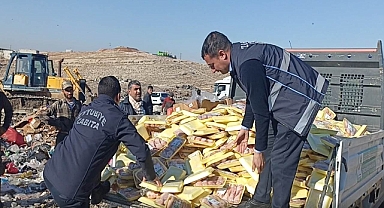 Şanlıurfa’da tarihi geçmiş tonlarca tavuk imha edildi